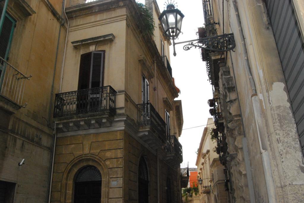 Palazzo Del Centro Bed & Breakfast Lecce Dış mekan fotoğraf